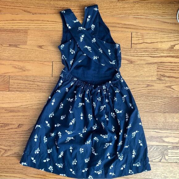NORDSTROM Fit & Flare Navy White Floral Pleated Sleeveless Girl’s Girl’s Size 16 - Picture 9 of 10